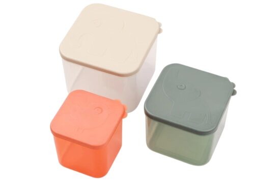 Sada barevných plastových potravinových boxů Done